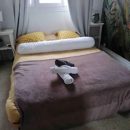 Apartment Spacieux Et Calme, Proche Centre Et Gare, Wifi